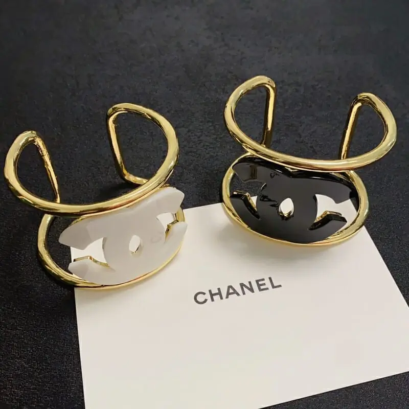 chanel bracelets s_12242251